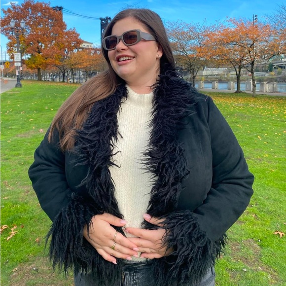 NWT Size 18 M Black City Chic Indie Jacket Fake Fur Outline & Sleeves - Picture 4 of 16